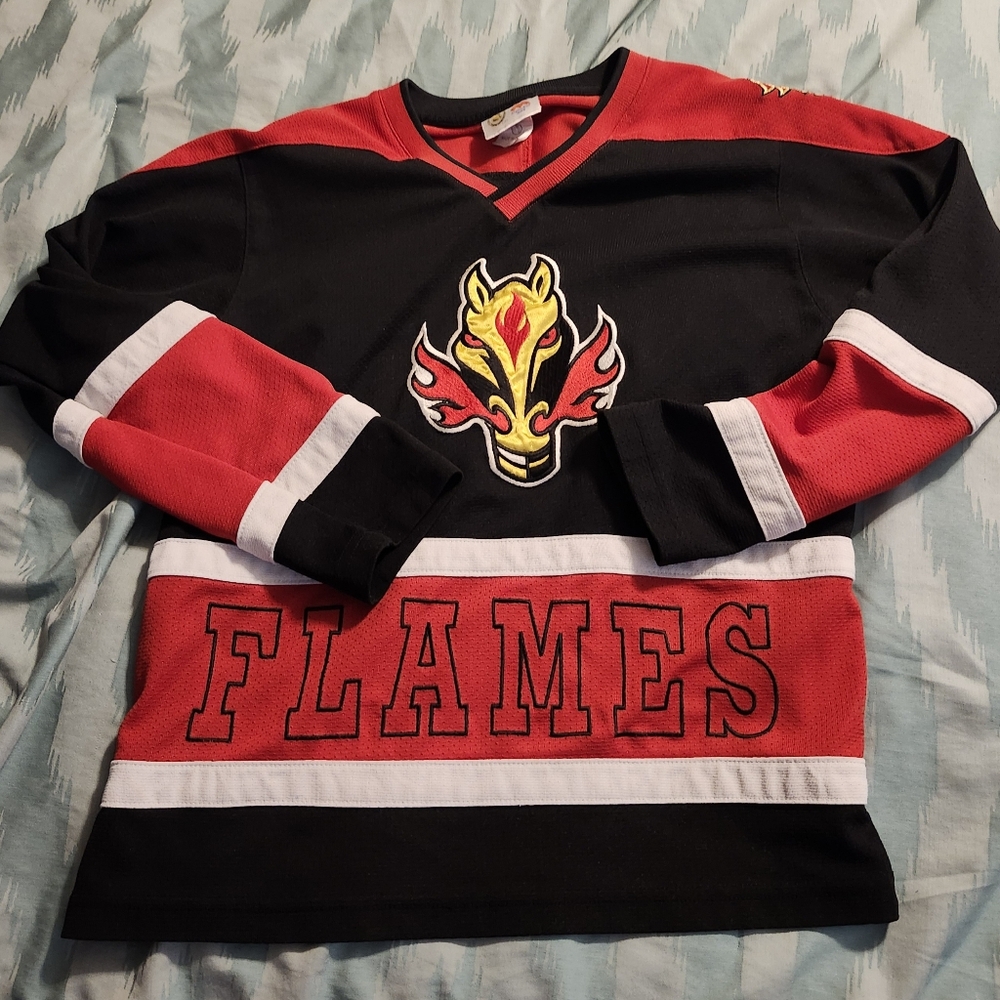 Vintage Might Mac Calgary Flames Alternate Logo ‎ Hockey Jersey Youth Size 10/12